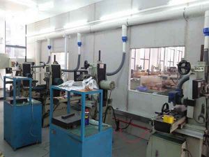 磨床加工模具除尘案例